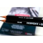 Derwent Graphic Soft Pencils Set 12 Tin Box